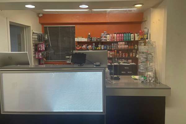  - Travelodge Madison Heights - I-75, Exit 65