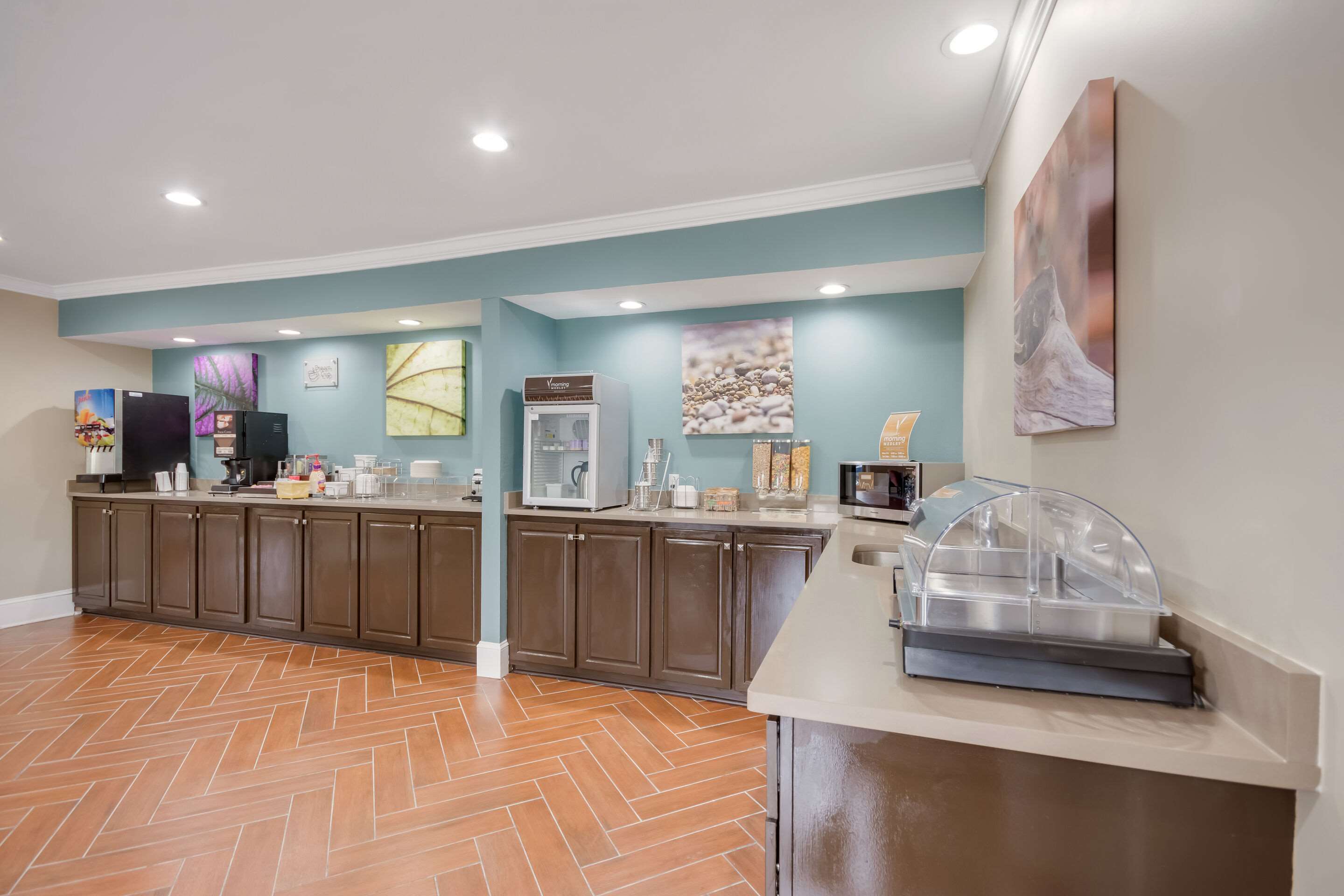 Breakfast counter