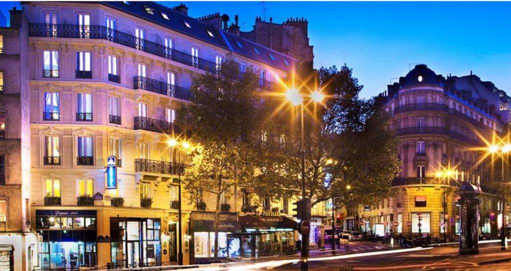 Hotel Plaza Elysees