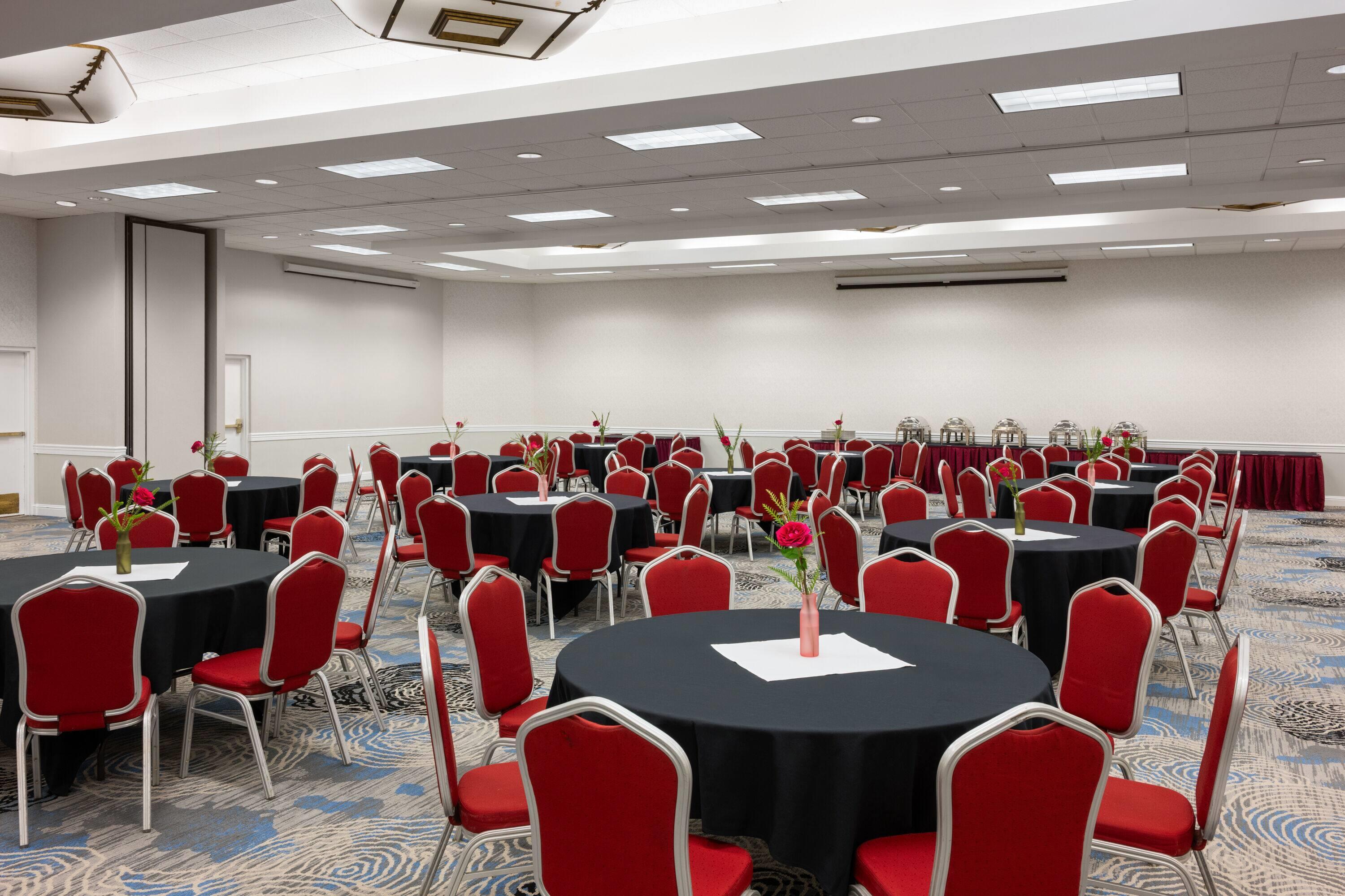 Ballroom | Crowne Plaza Hotel Sacramento Northeast