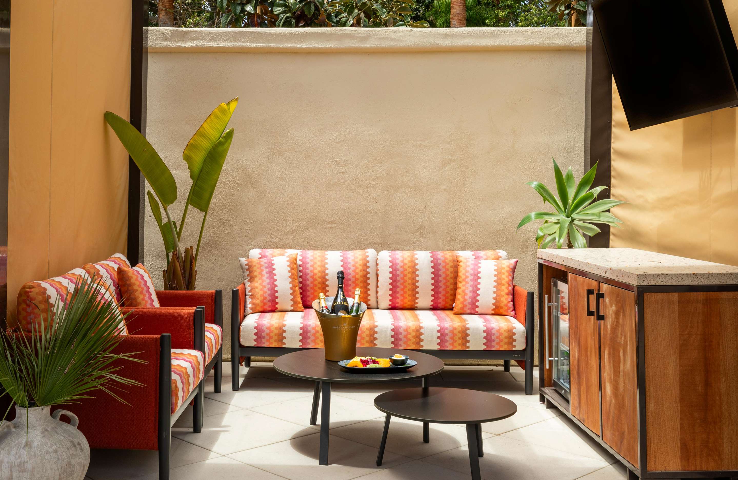 Pool Cabana | Estancia La Jolla Hotel & Spa