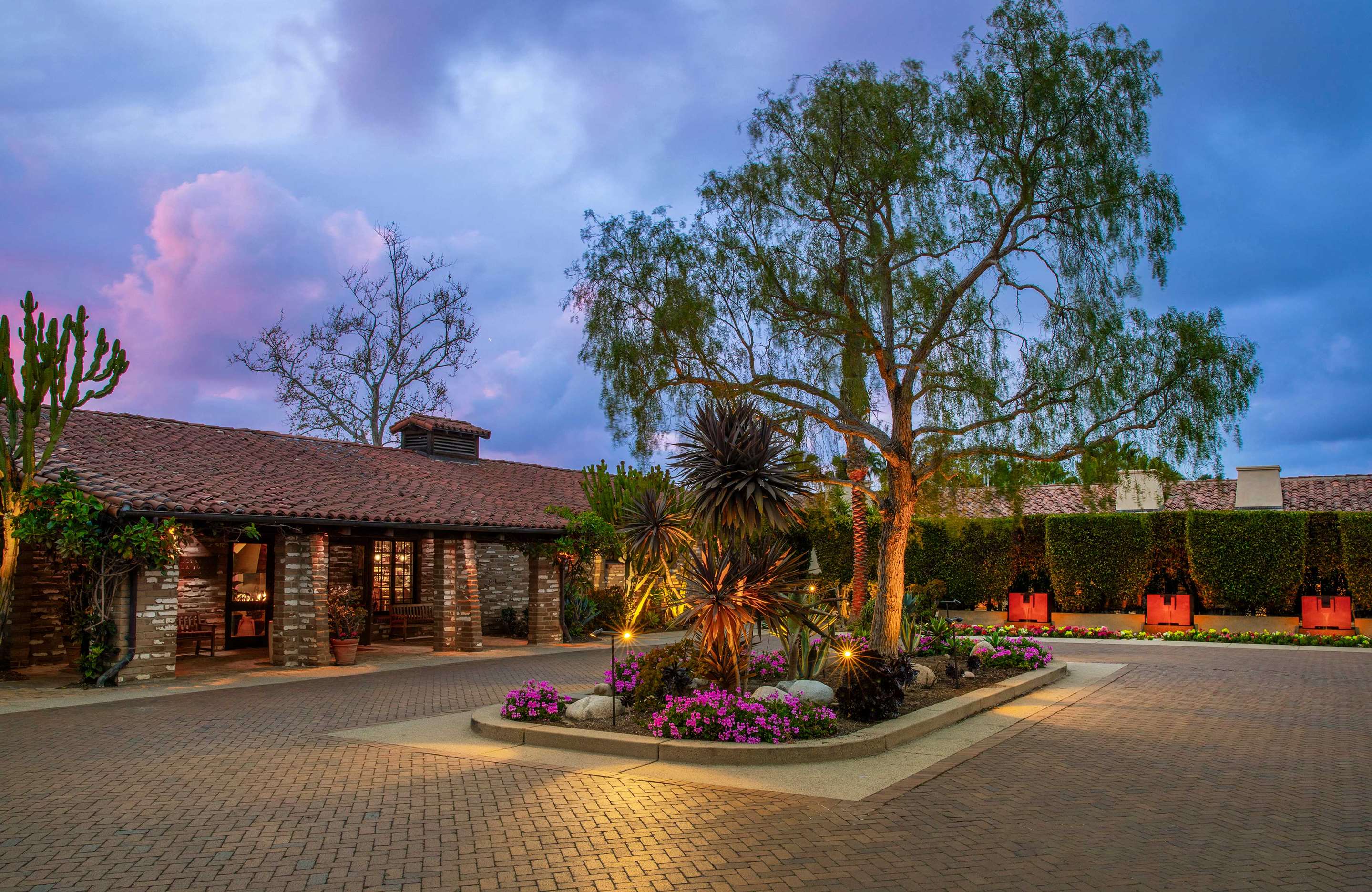 Exterior view | Estancia La Jolla Hotel & Spa