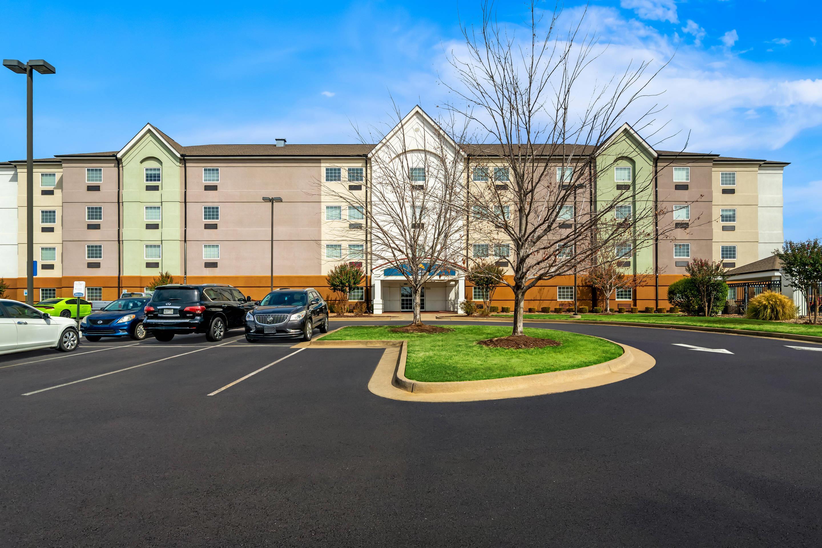 Hotel exterior | Suburban Studios Fort Smith