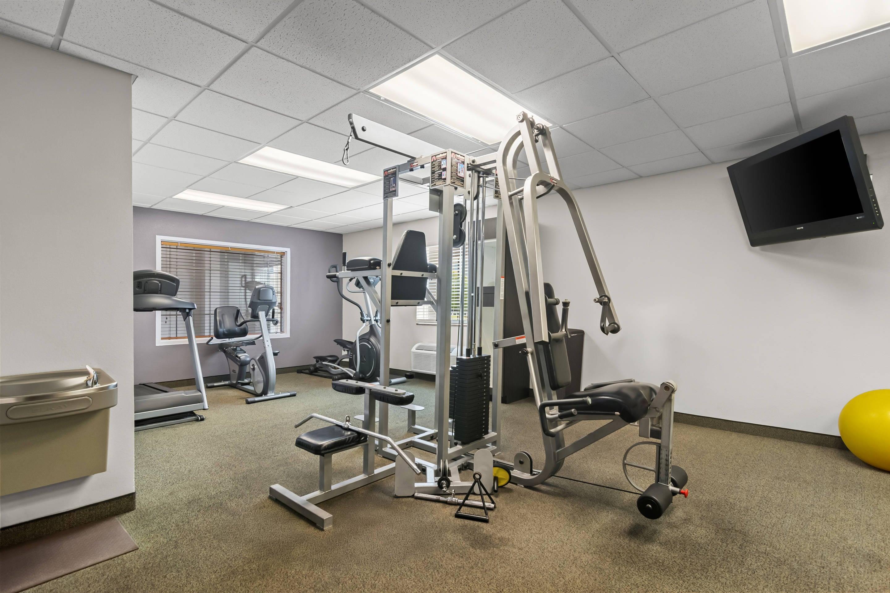 Fitness center | Suburban Studios Fort Smith