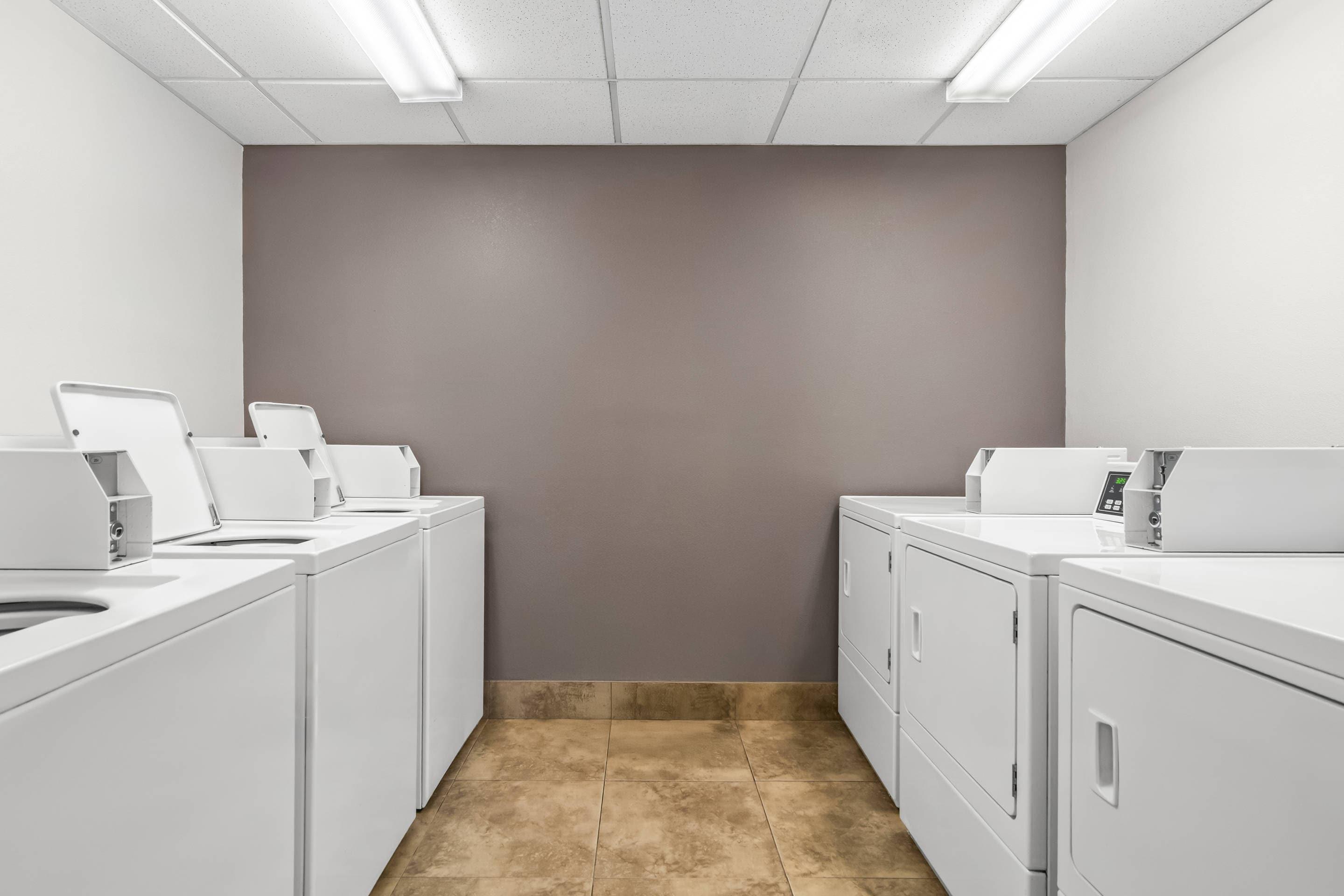 Guest laundry facilities | Suburban Studios Fort Smith