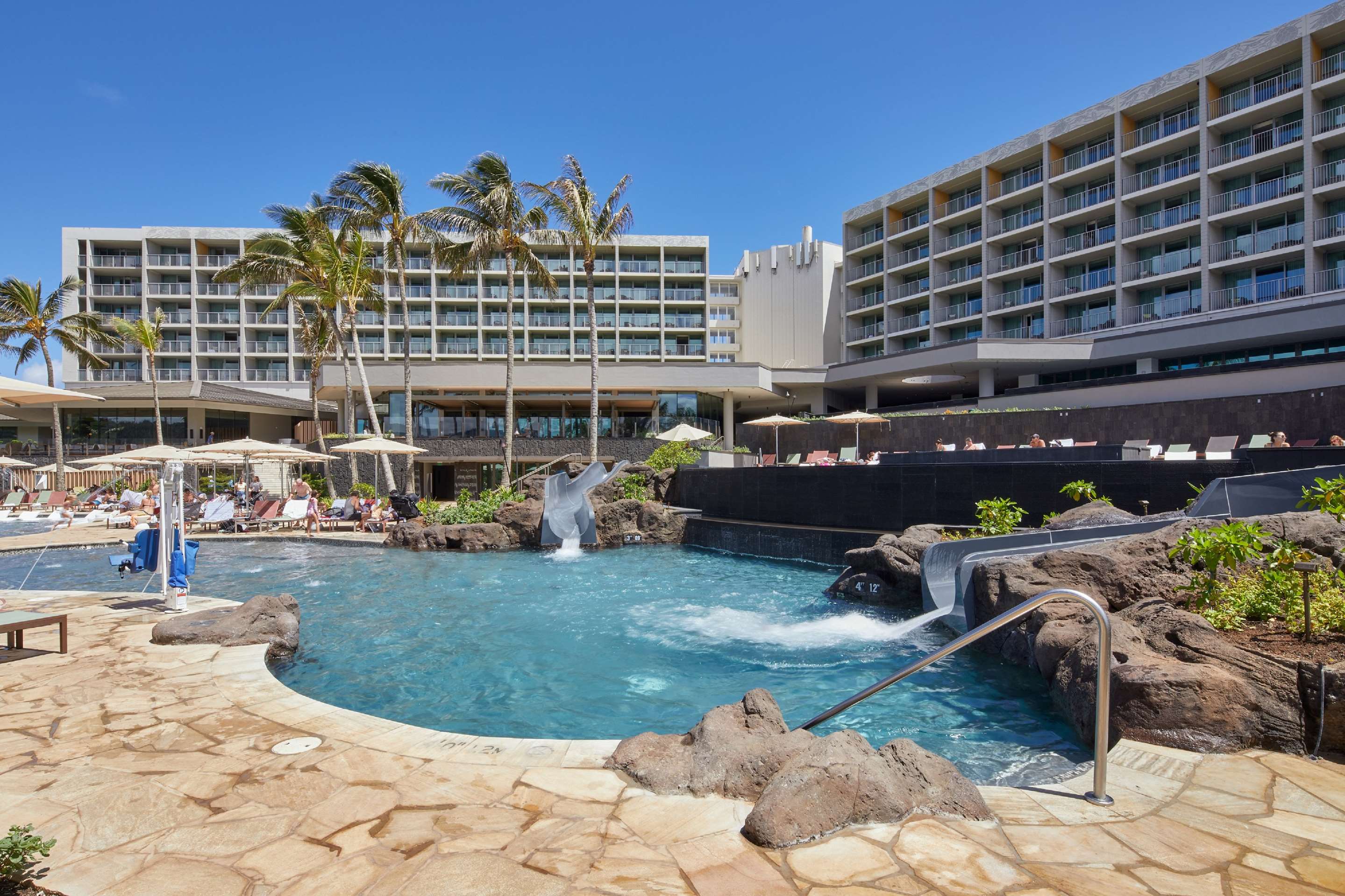 Keiki Pool with slide