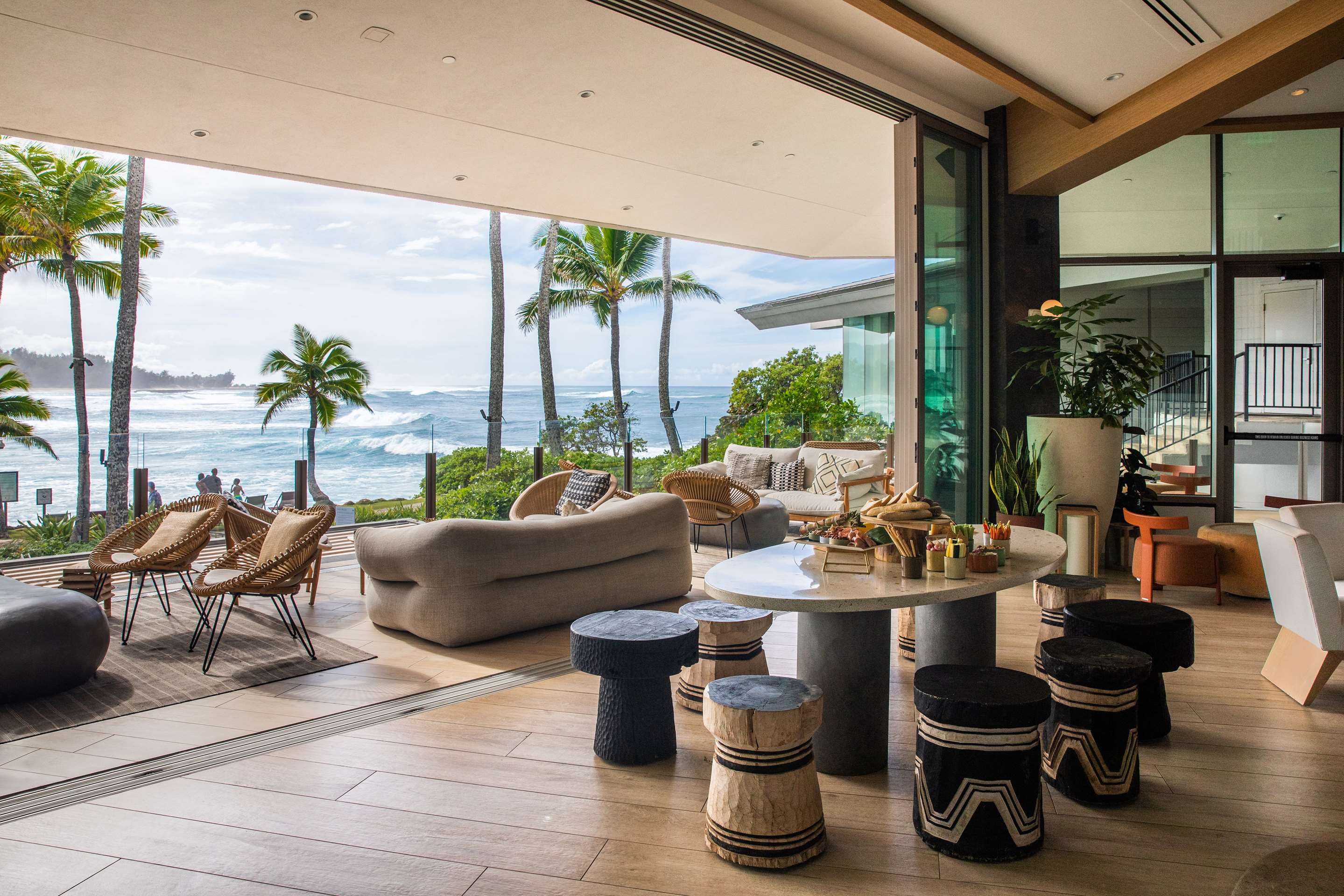 Ocean Club Lounge