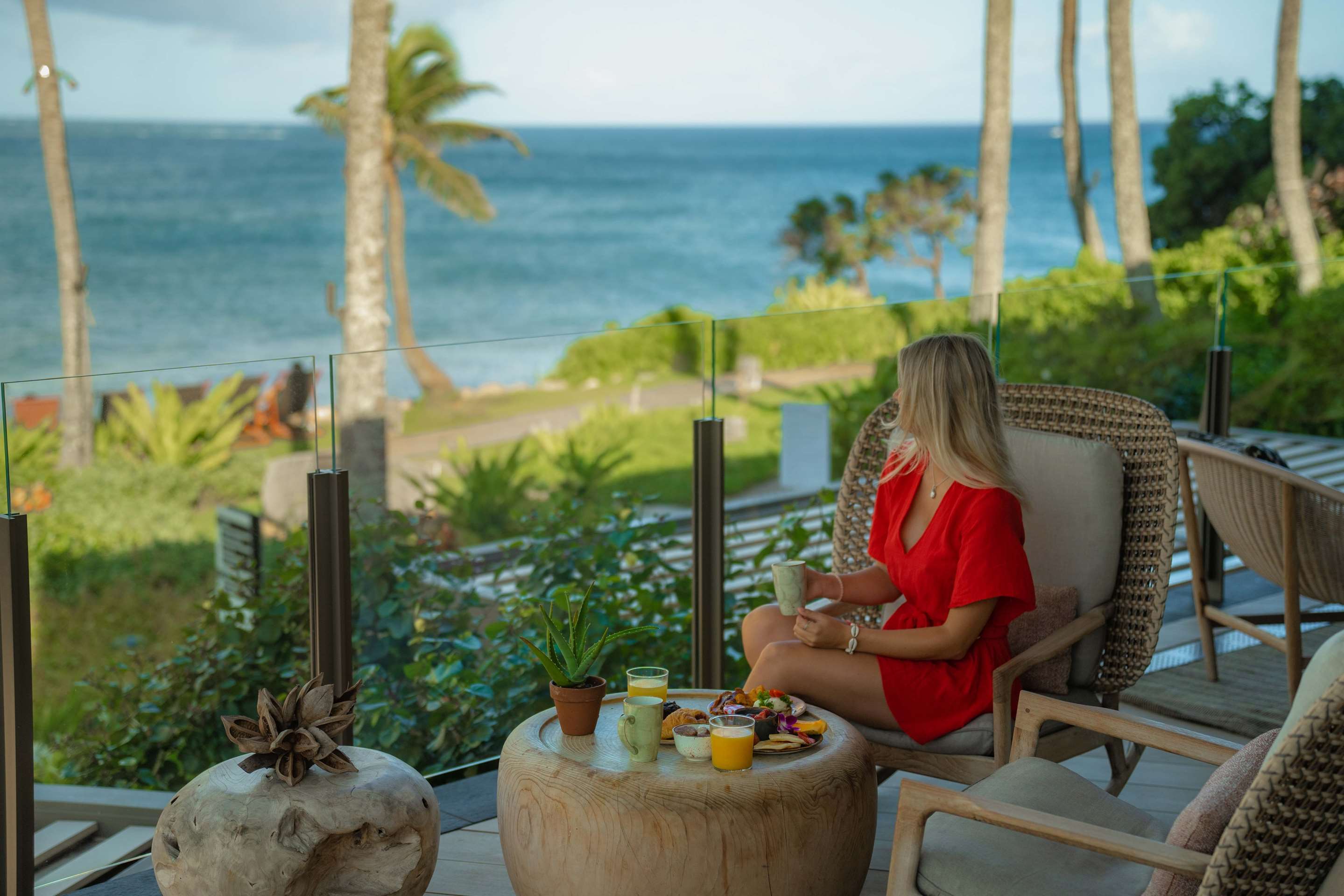 Ocean Club Lounge | The Ritz-Carlton O‘ahu, Turtle Bay