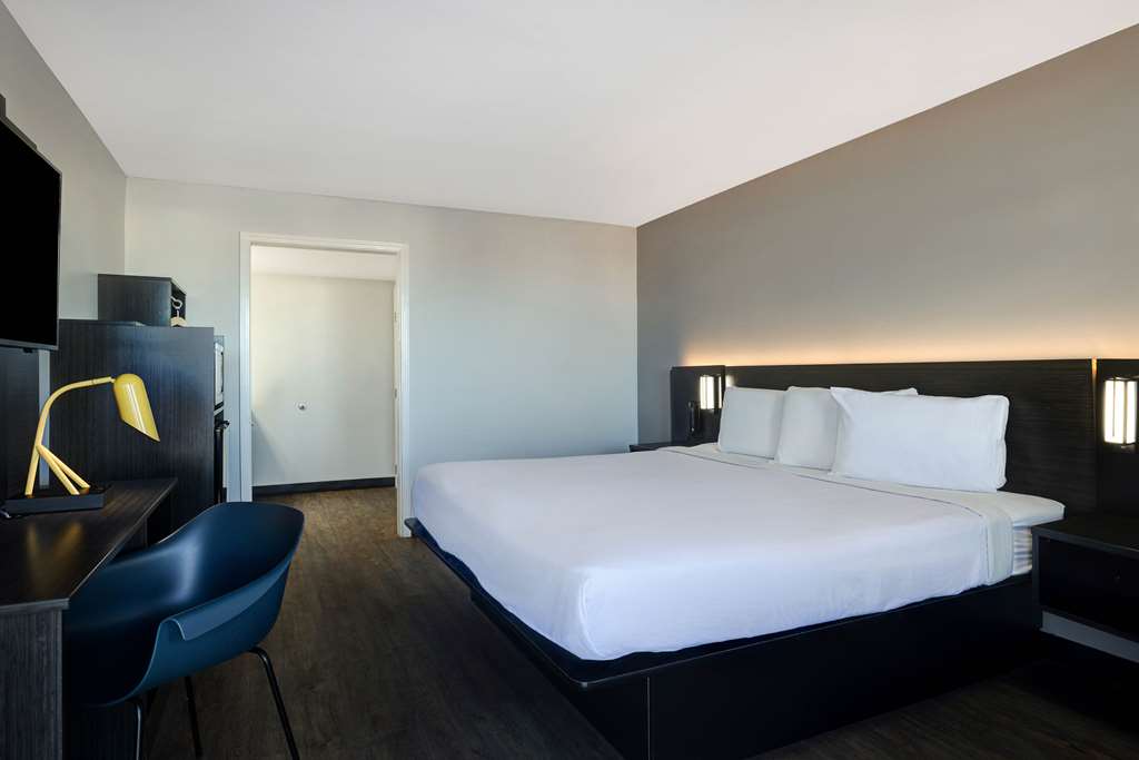 MOTEL 6 BONNE TERRE MO-guestroom-Guest Room,On-Site.jpg