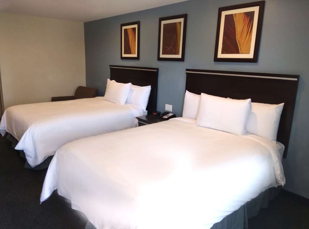 SureStay by Best Western Chula Vista San Diego Bay-guestroom-Guest Room,On-Site.jpg