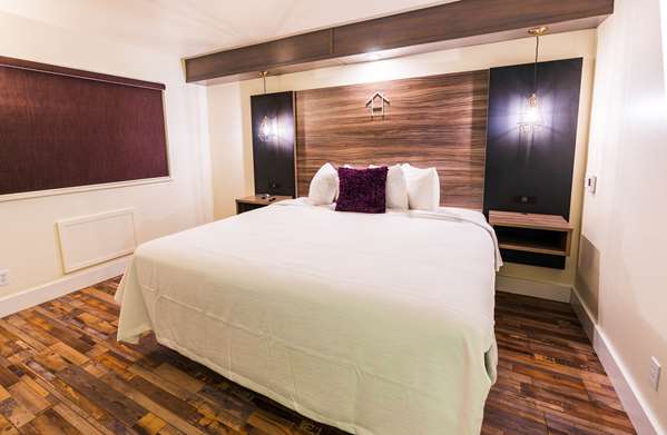  - Hotel on Monroe Rochester - I-590, Exit 2