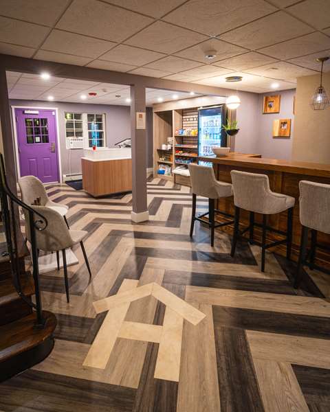  - Hotel on Monroe Rochester - I-590, Exit 2