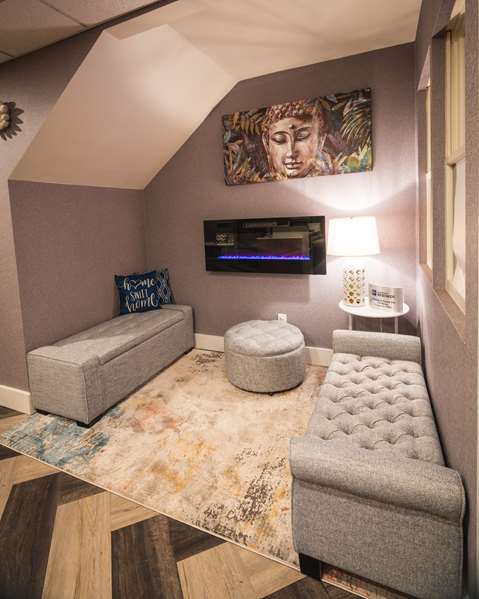  - Hotel on Monroe Rochester - I-590, Exit 2