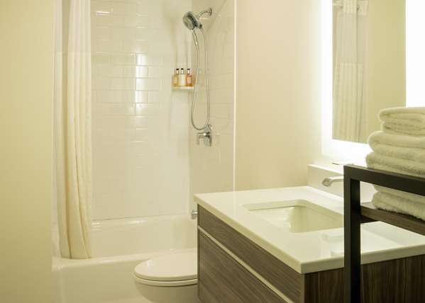  - Hotel on Monroe Rochester - I-590, Exit 2