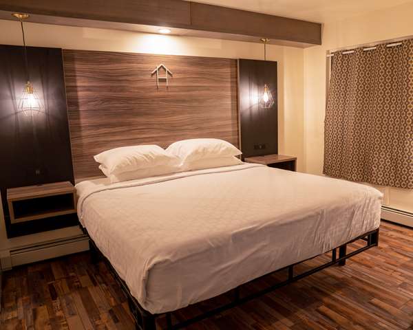  - Hotel on Monroe Rochester - I-590, Exit 2