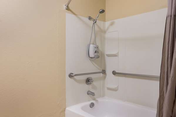  - SureStay Hotel by Best Western Wells - I-80, Exit 352