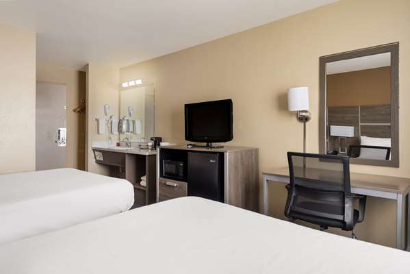  - SureStay Hotel by Best Western Wells - I-80, Exit 352
