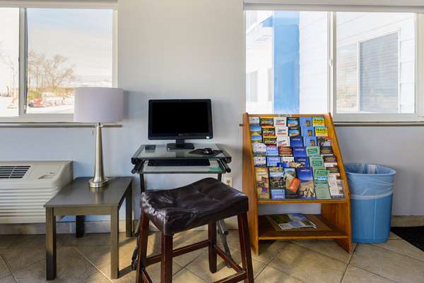 Conference Area - SureStay Hotel by Best Western Wells - I-80, Exit 352