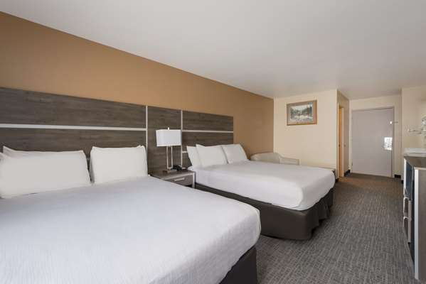  - SureStay Hotel by Best Western Wells - I-80, Exit 352