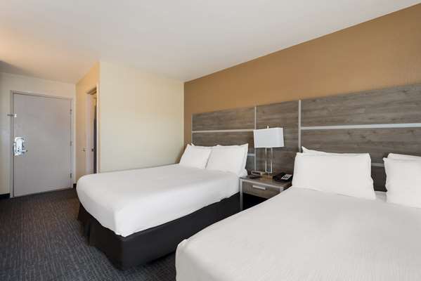  - SureStay Hotel by Best Western Wells - I-80, Exit 352