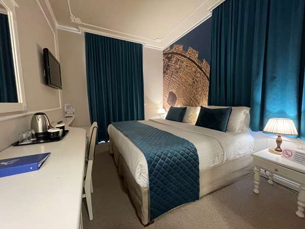 2 Single Beds, Non-Smoking, Comfort Room, Balcony, Partial Sea View, Mini Fridge, Air-Conditioned, Full Breakfast