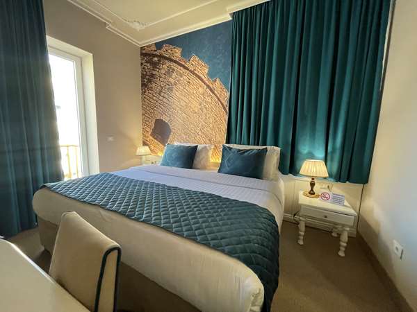 1 King Bed, Non-Smoking, Comfort Room, Balcony, Partial Sea View, Mini Fridge, Air-Conditioned, Full Breakfast