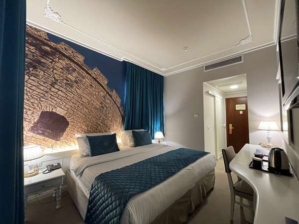 2 Single Beds, Non-Smoking, Comfort Room, Balcony, Partial Sea View, Mini Fridge, Air-Conditioned, Full Breakfast