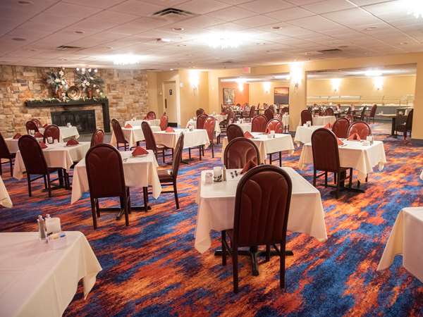 Restaurant - Paradise Stream Resort Cresco