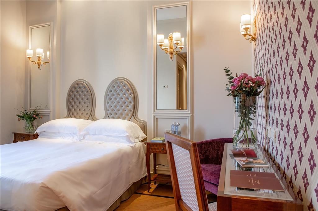 HOTEL VILLA FLORI-guestroom-Guest Room,On-Site.jpg