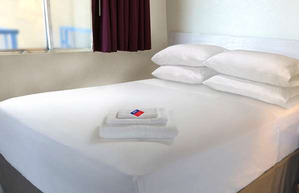  - Americas Best Value Inn Avenel