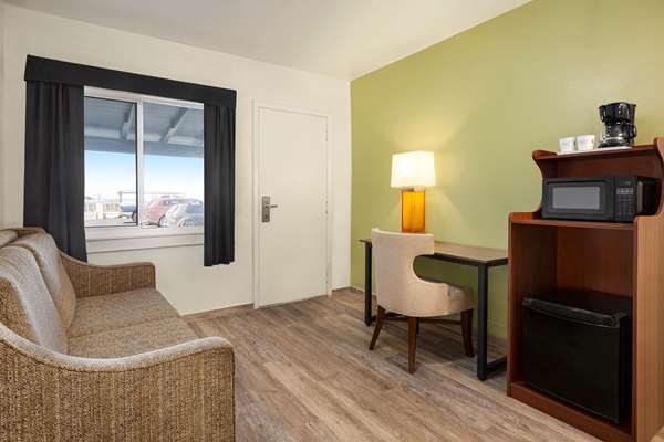 Suite - Baymont Inn & Suites Fort Bragg