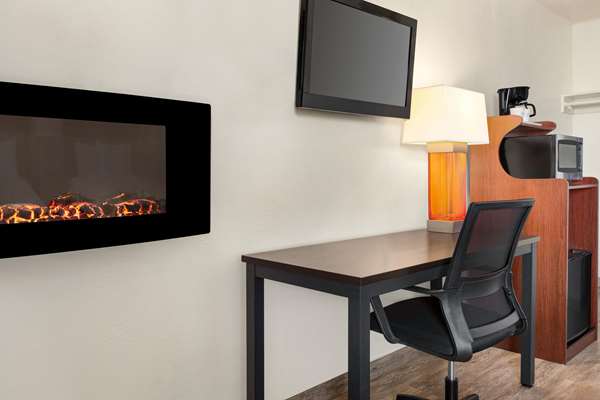  - Baymont Inn & Suites Fort Bragg