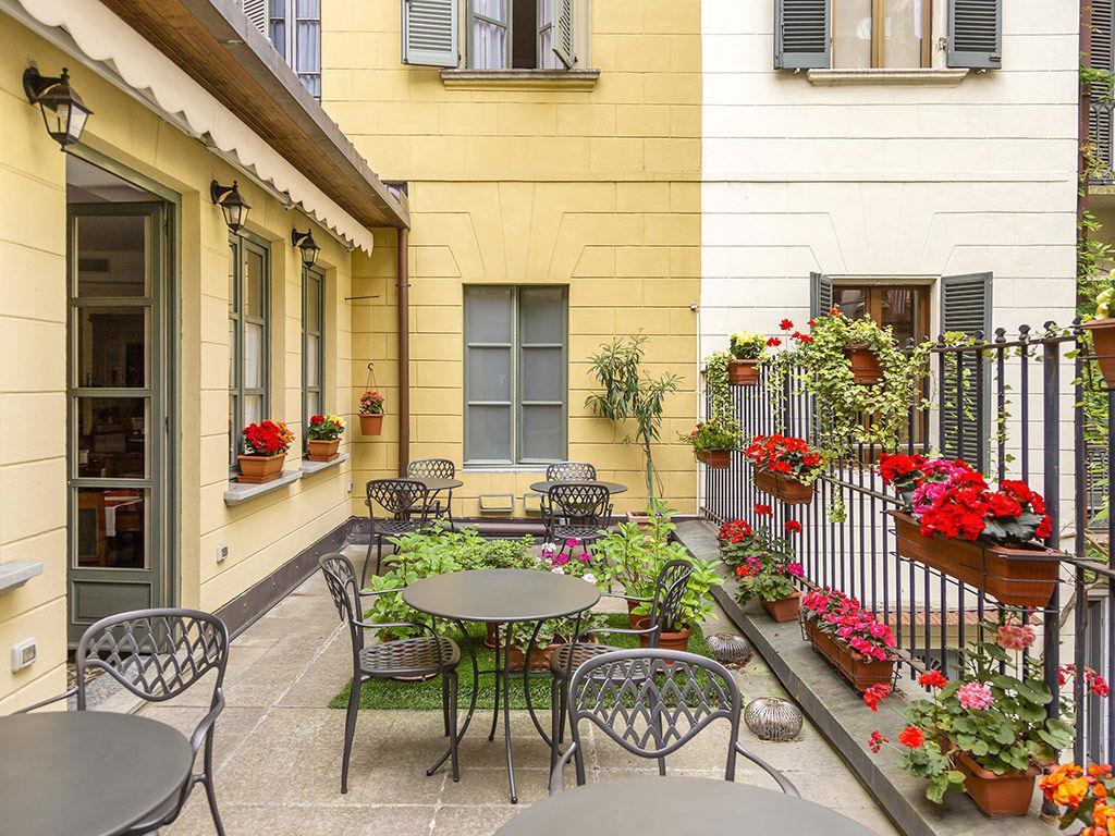 Roma e Rocca Cavour Hotel