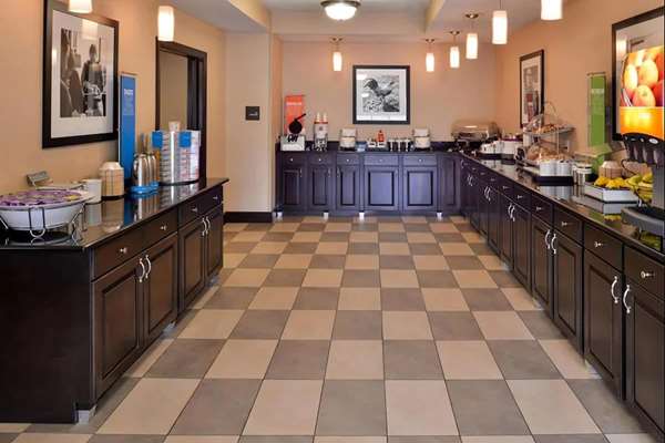  - Wingate by Wyndham Hotel Steubenville