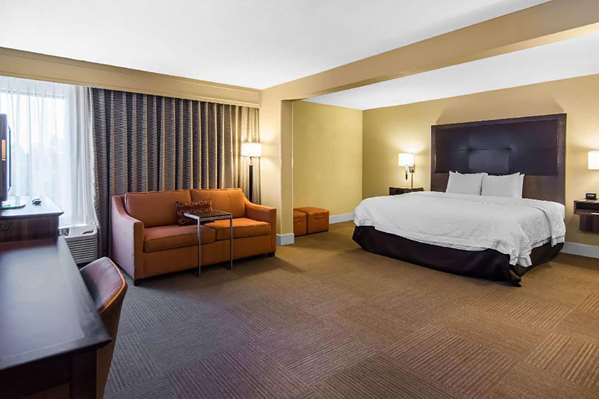  - Wingate by Wyndham Hotel Steubenville