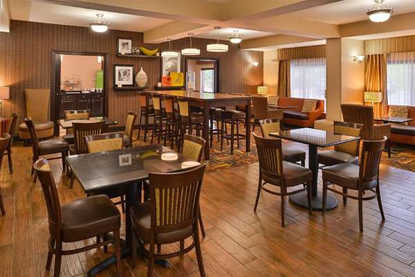  - Wingate by Wyndham Hotel Steubenville