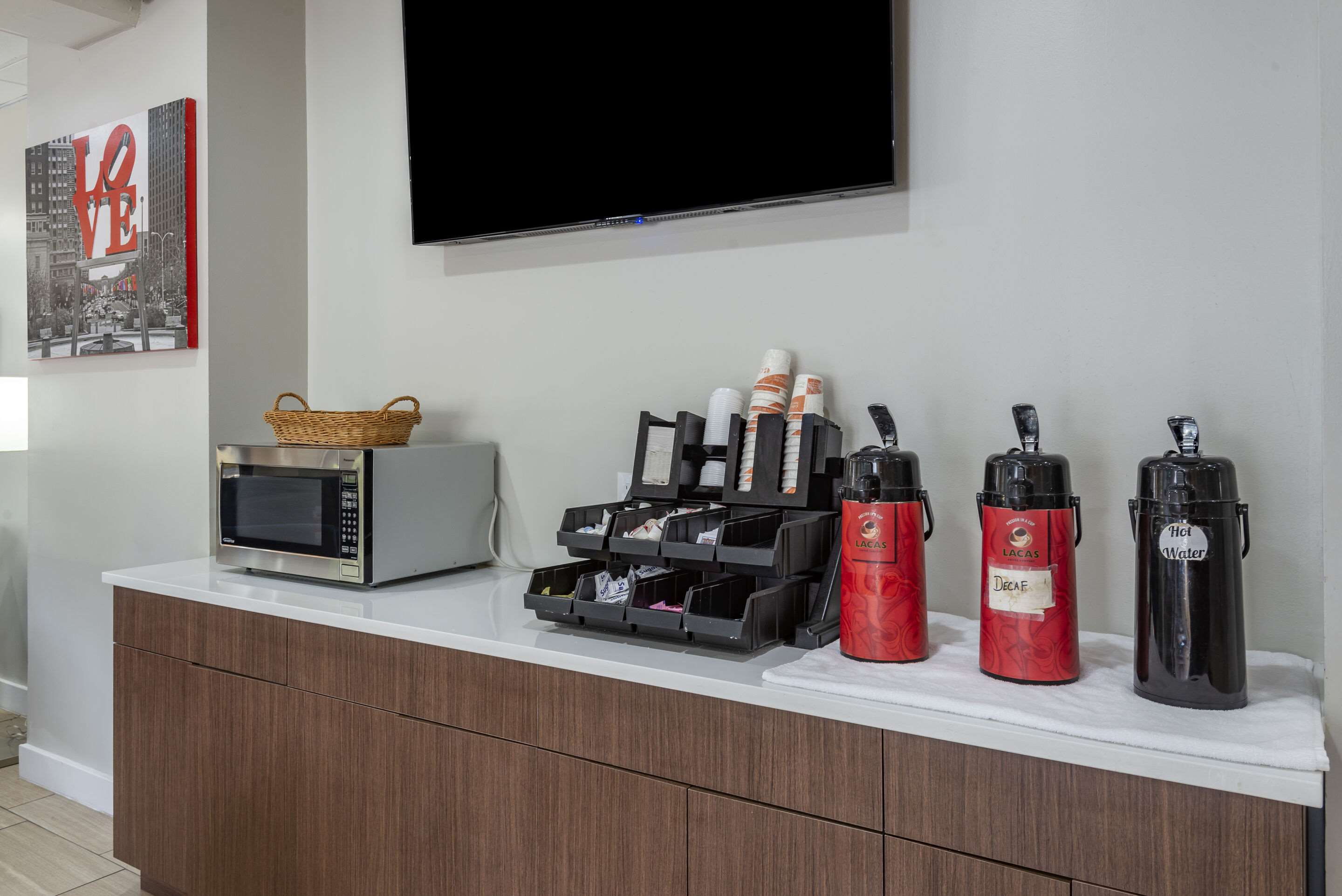 Enjoy coffee in the lobby