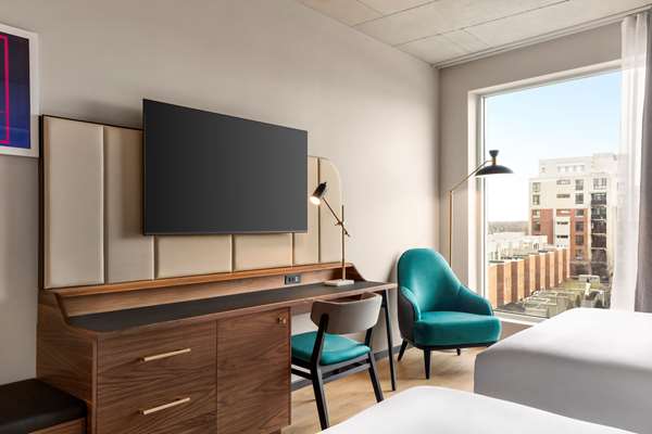  - Hyatt Centric Hotel Ville-Marie Montreal