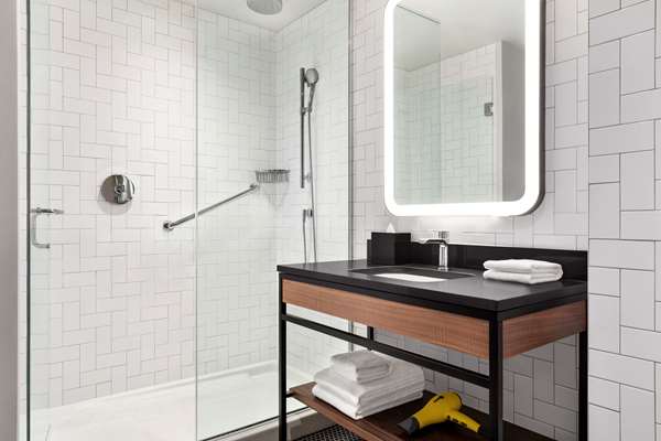  - Hyatt Centric Hotel Ville-Marie Montreal