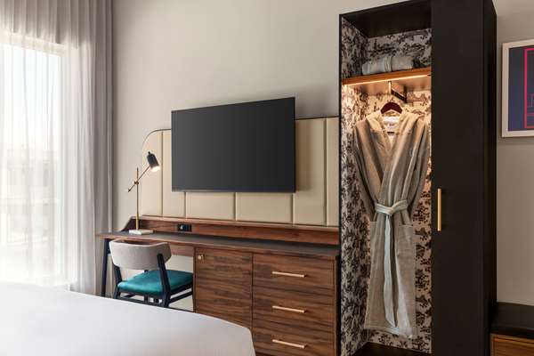  - Hyatt Centric Hotel Ville-Marie Montreal