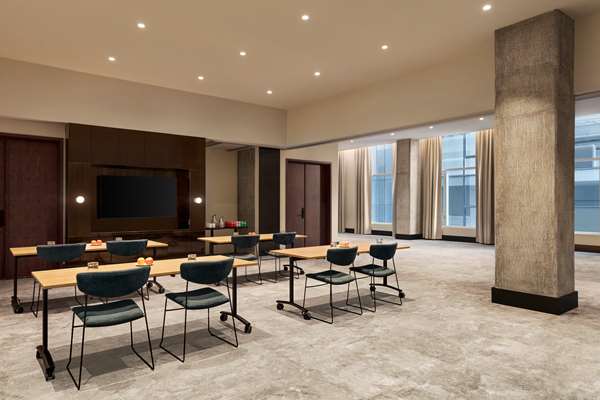  - Hyatt Centric Hotel Ville-Marie Montreal