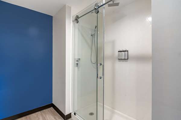  - Cambria Hotel & Suites Universal Studios Orlando