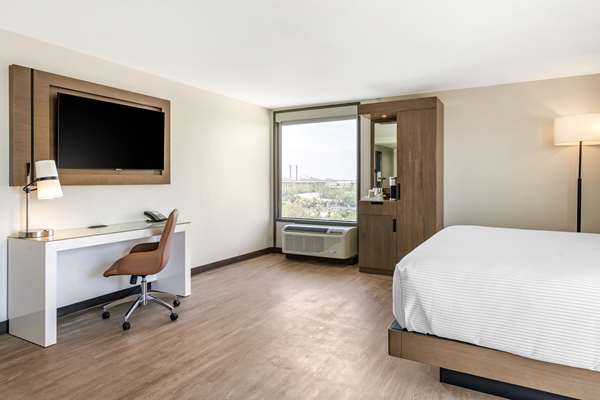  - Cambria Hotel & Suites Universal Studios Orlando