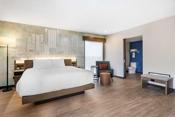  - Cambria Hotel & Suites Universal Studios Orlando