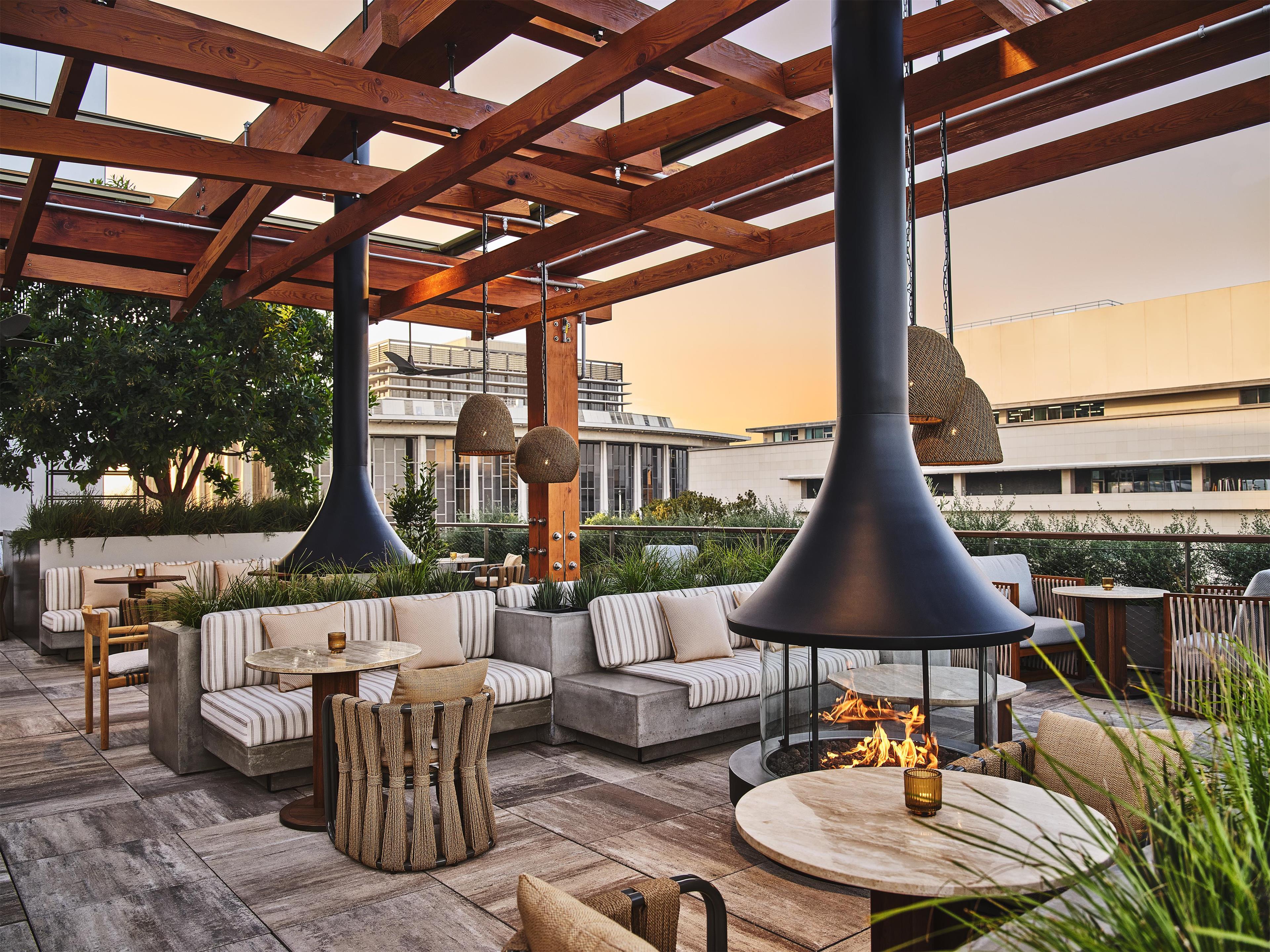 Restaurant | Conrad Los Angeles