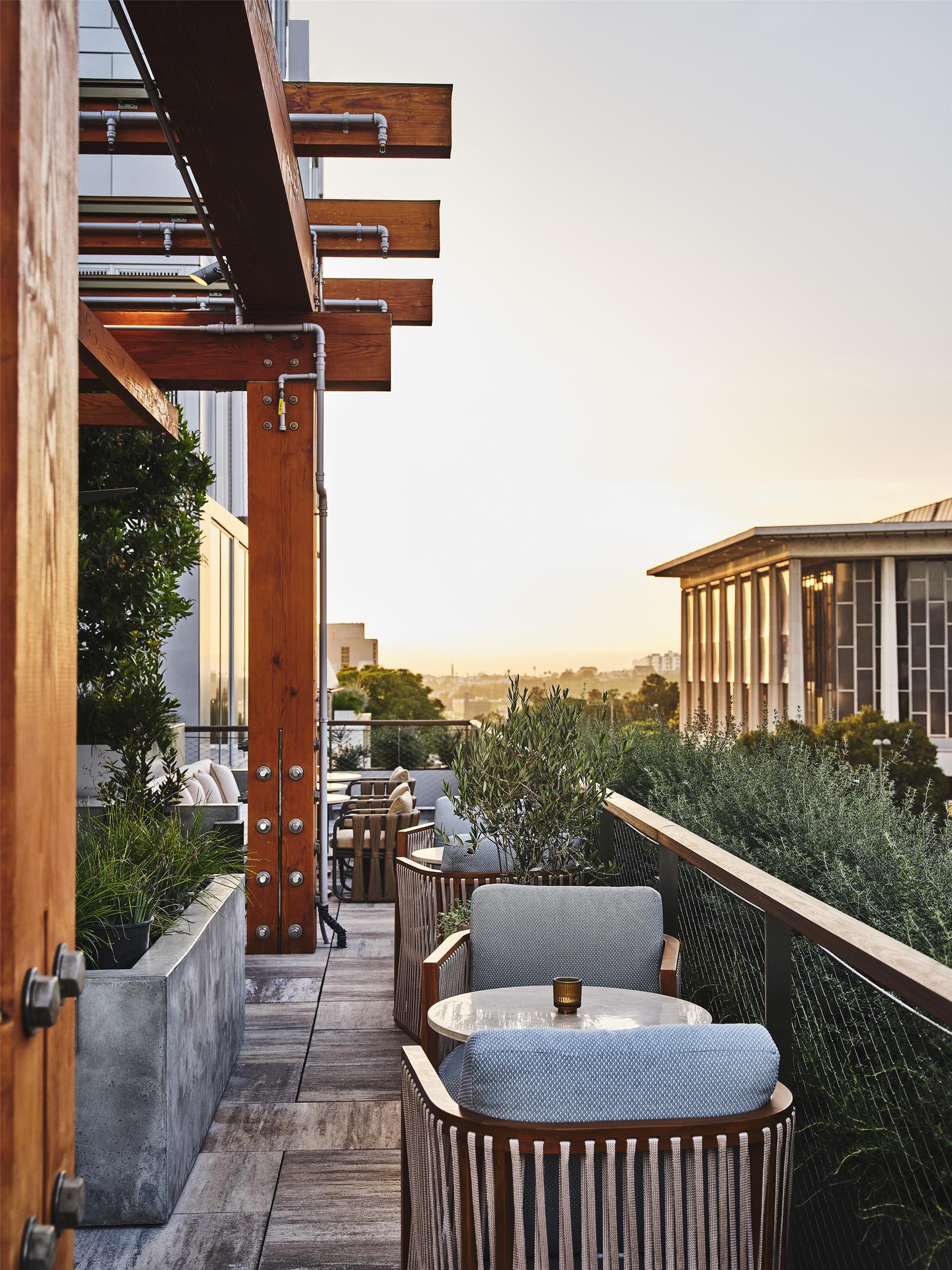 Restaurant | Conrad Los Angeles