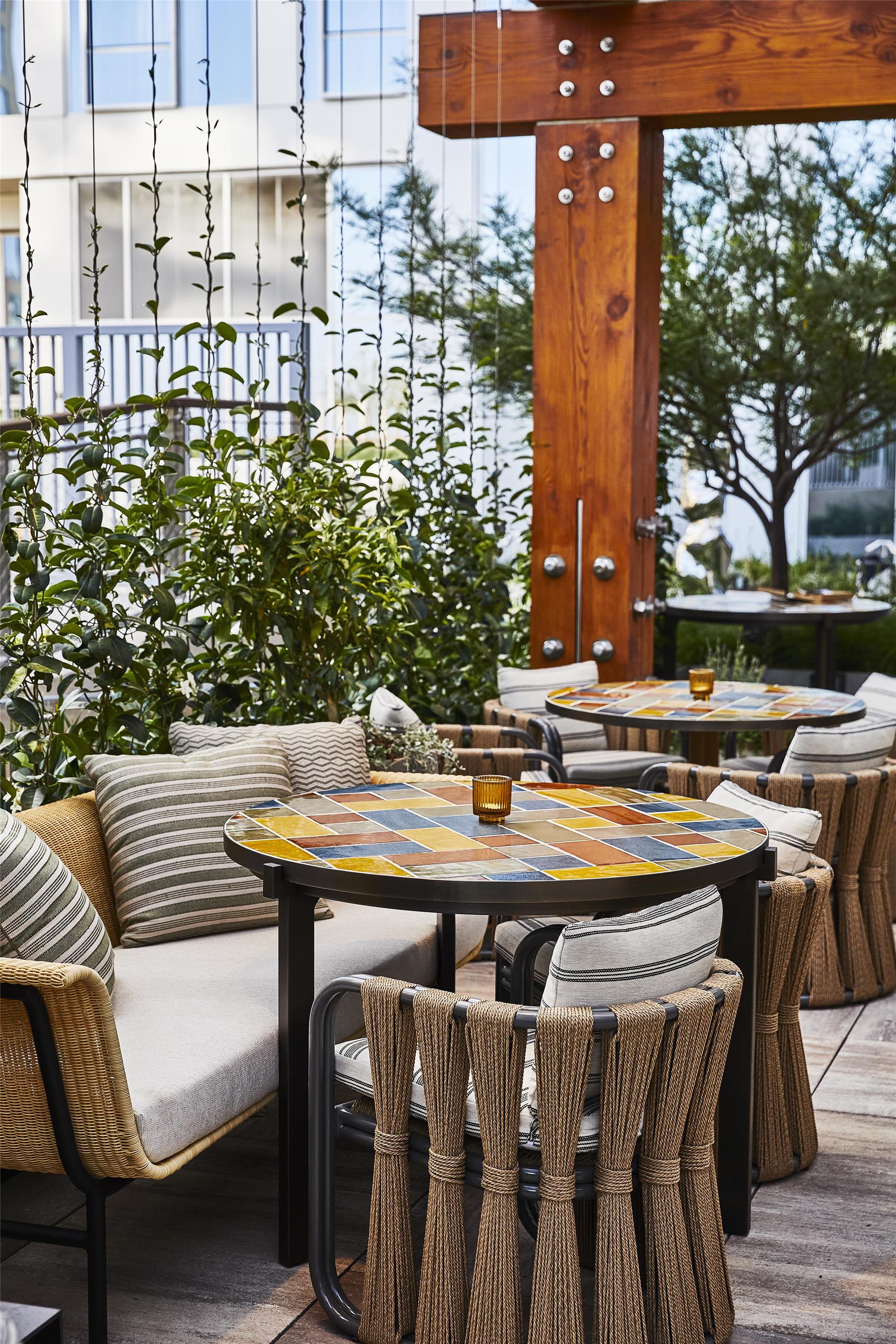 Restaurant | Conrad Los Angeles
