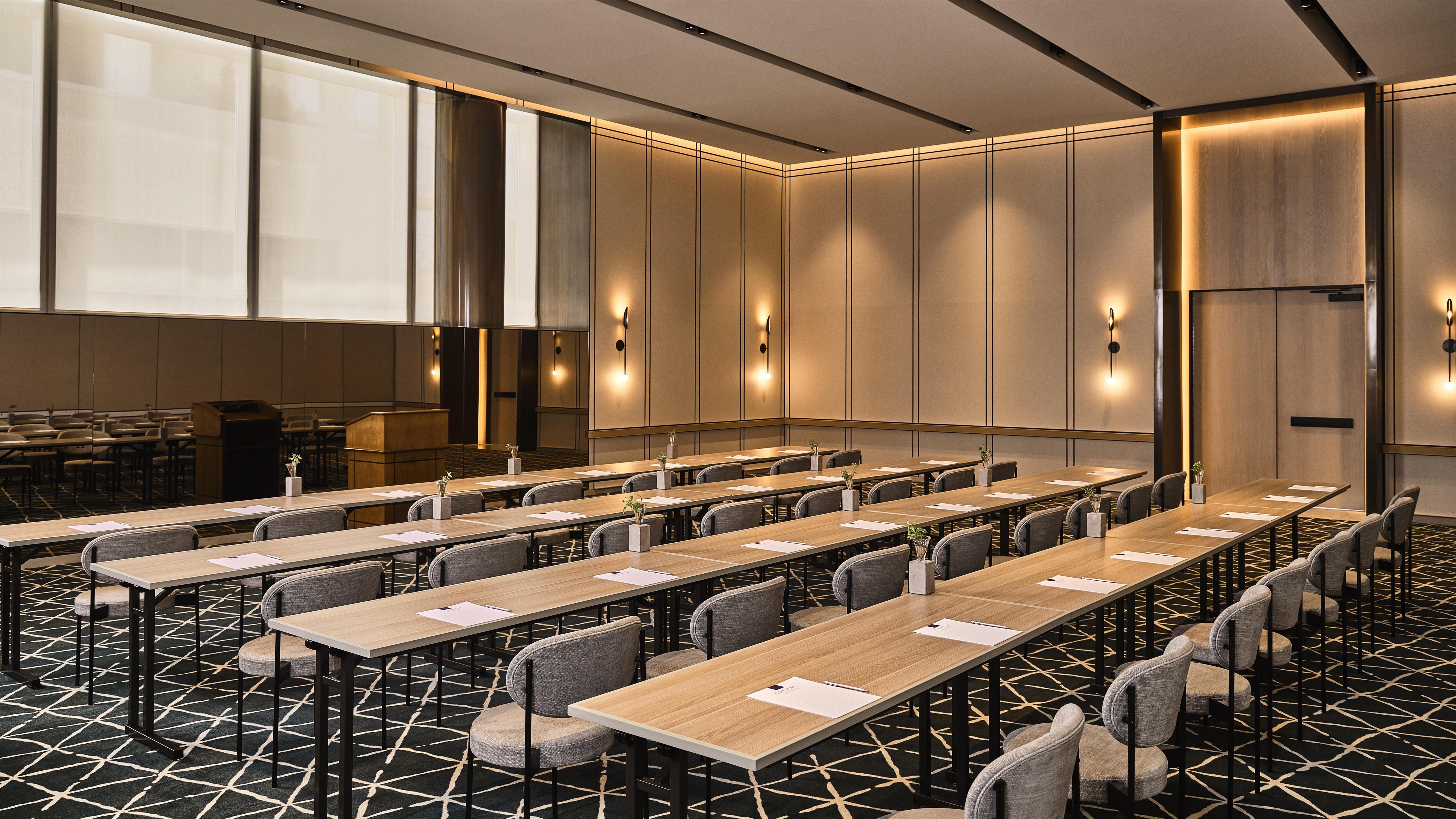 Meeting Room | Conrad Los Angeles