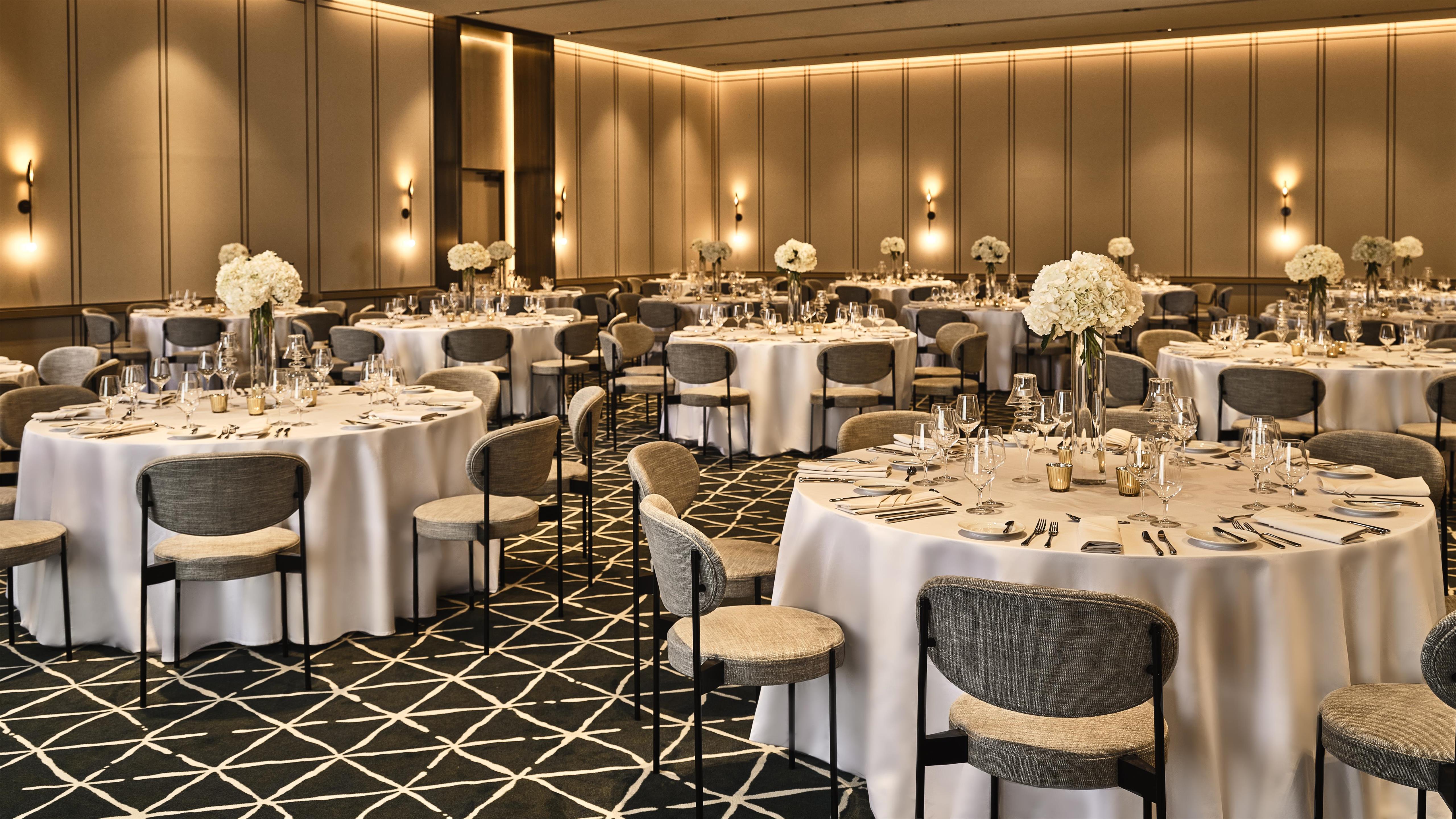 Meeting Room | Conrad Los Angeles