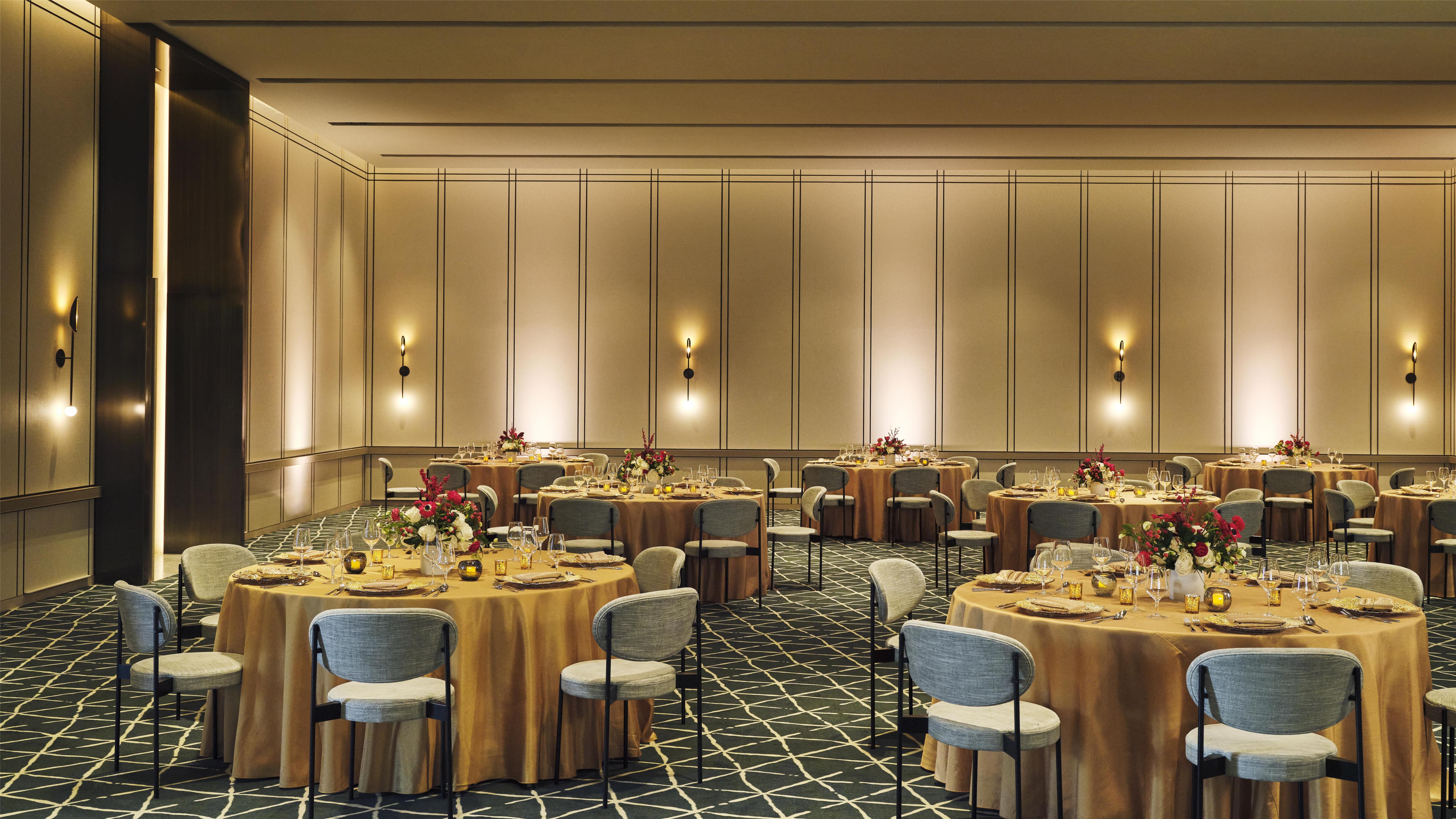 Meeting Room | Conrad Los Angeles